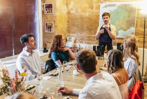 Paris - en ost- och vinprovning Ost- och vinprovning i Montmartre