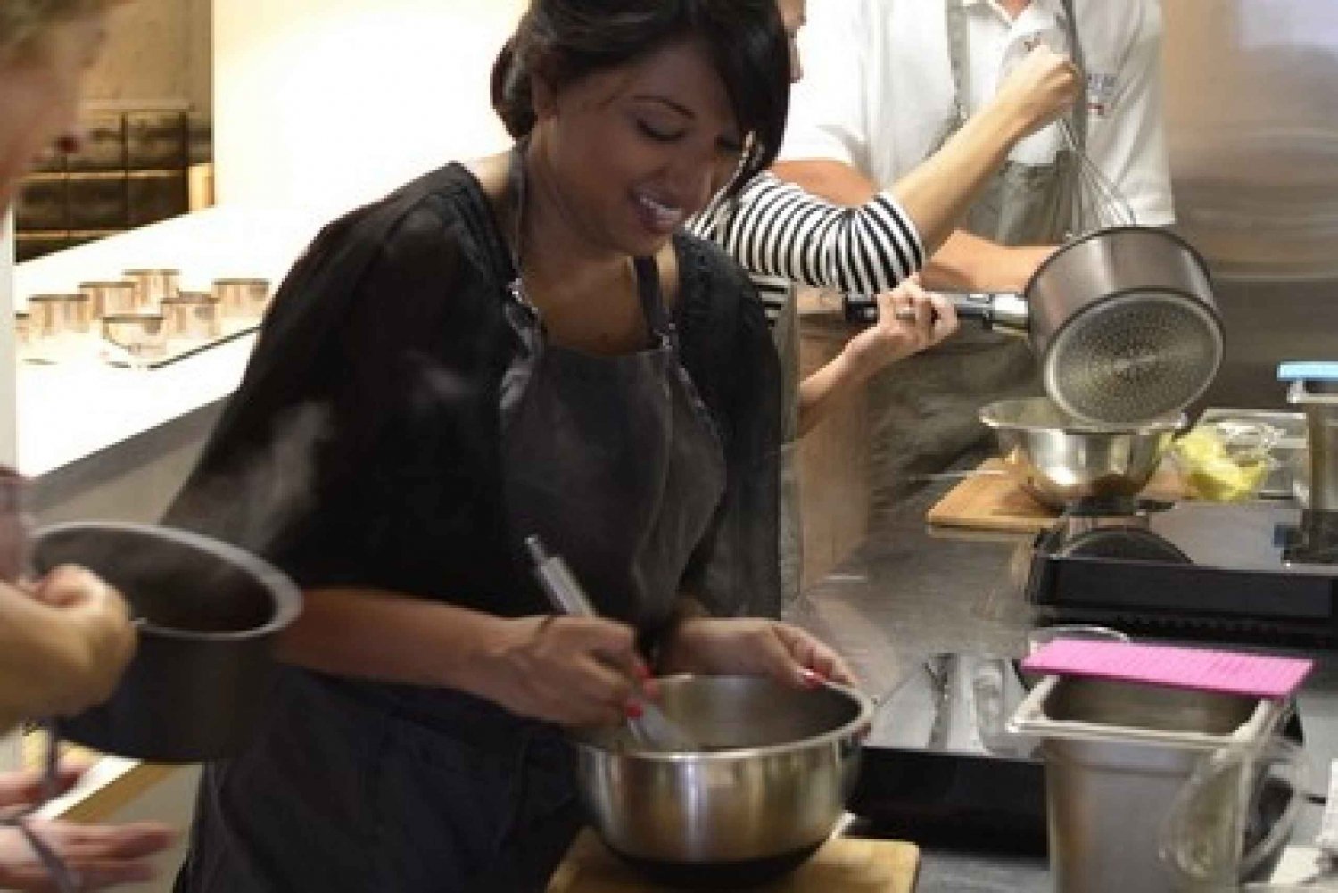 Париж: Мастер-класс по приготовлению заварного теста и шоколадных эклеров