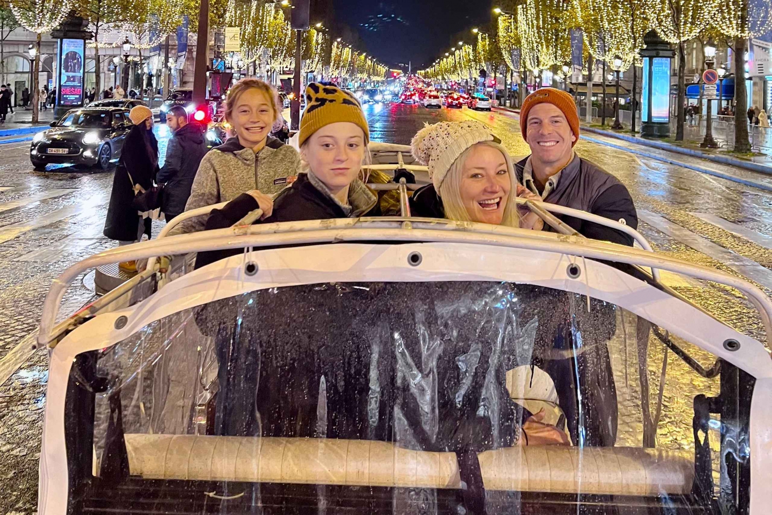 Paris: Tour de Tuk Tuk pelas Luzes de Natal