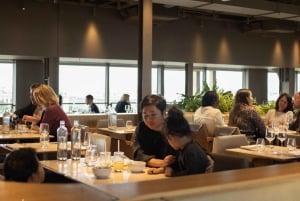 Paris: Almoço de Natal na Torre Eiffel com vista panorâmica