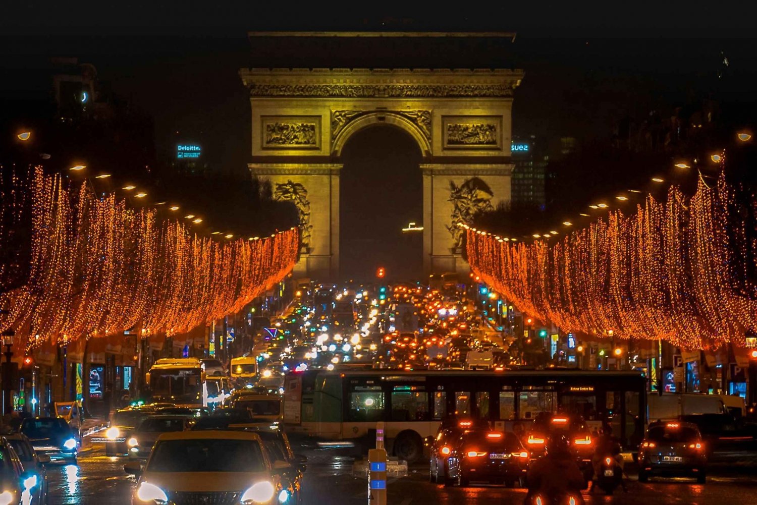 Paris: Christmas Markets, Landmarks, and Festive Lights