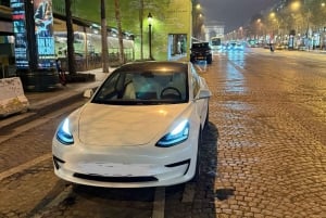 Париж: Ночная экскурсия по городу на автомобиле Tesla