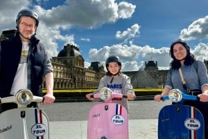 Paris: City Highlights Segway Tour