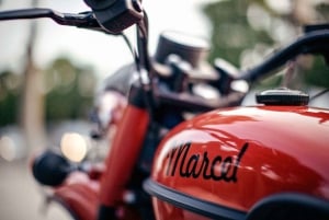 Paris - stadens höjdpunkter Stadsvandring med höjdpunkter i Vintage Sidecar