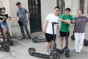 Paris: Small-Group E-Scooter Tour with a Local Guide