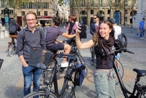 Paris: City Treasures Bike Tour