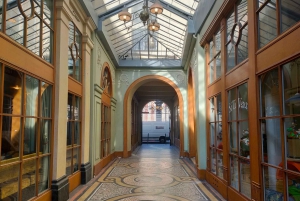 Paris: Covered Passages Walking Tour