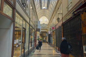 Paris: Covered Passages Walking Tour
