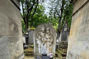 Parigi: tour a piedi personalizzato del cimitero di Père Lachaise