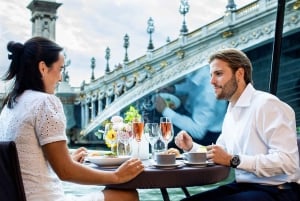 Paris: 3-Course-Dinner Cruise on the Seine River