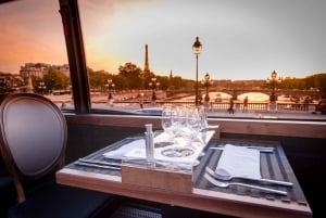 Paris: Bustronome Gourmet Dinner Tour
