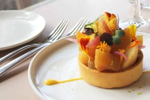 Parigi: Cena anticipata alla Madame Brasserie presso la Torre Eiffel