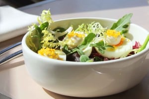 Parigi: Cena anticipata alla Madame Brasserie presso la Torre Eiffel