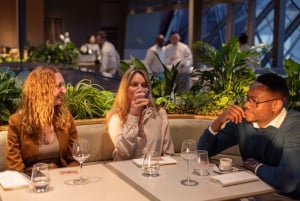 Parigi: Cena anticipata alla Madame Brasserie presso la Torre Eiffel