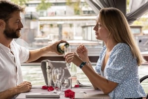 Pariisi: Varhaisillallinen risteily Seine-joella