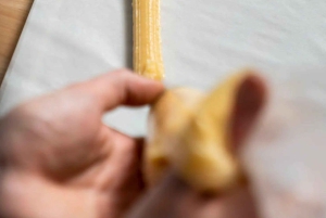 Paris : Cours de fabrication d'éclairs et de choux