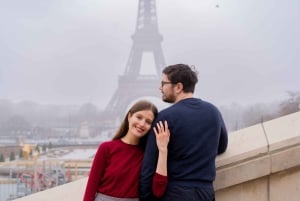 París: sesión fotográfica al atardecer en el corazón de París: Louvre, Orsay, Eiffel.