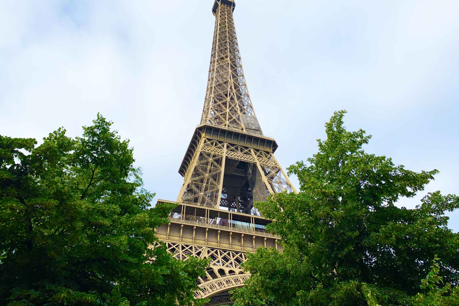 París: Ascensor de la Torre Eiffel 2º Nivel y Acceso a la Cumbre