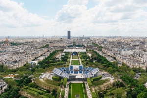 Paryż: Wieża Eiffla: wycieczka z przewodnikiem z opcją szczytu