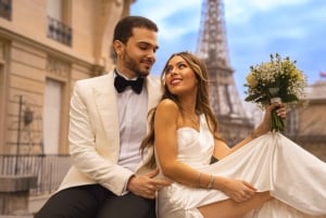 Parijs: fotoshoot bij de Eiffeltoren en het Louvre (hoogwaardige bewerkingen)