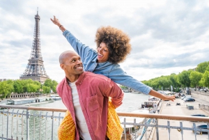 Paris: Eiffel Tower Photo Shoot (with video option!)