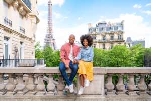 Paris: Eiffel Tower Photo Shoot (with video option!)