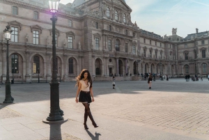 París: sesión fotográfica al atardecer en el corazón de París: Louvre, Orsay, Eiffel.