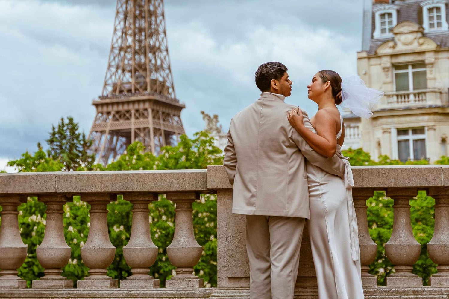 París: Sesión de fotos en la calle de la Torre Eiffel