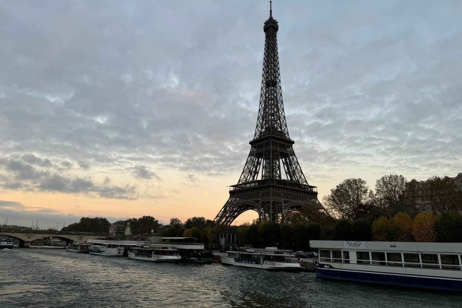 Paris: Eiffel Tower Summit or Second Floor Guided Tour