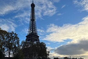 Pariisi: Eiffel-tornin huippu tai toinen kerros Opastettu kierros: Eiffel-tornin huippu tai toinen kerros