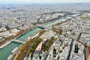 Eiffel Tower Entry: Summit or 2nd Floor with Audioguide