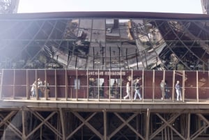 Париж: пивной ресторан Madame Brasserie на Эйфелевой башне, обед из 3 блюд, 12:00