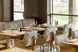 Париж: пивной ресторан Madame Brasserie на Эйфелевой башне, обед из 3 блюд, 12:00