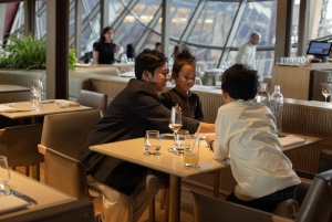 Paris : Déjeuner à la Brasserie Madame de la Tour Eiffel