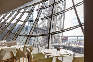 Paris: Elegant Dinner with Drinks in the Eiffel Tower