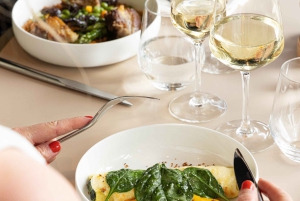 Paris: Elegant Dinner with Drinks in the Eiffel Tower