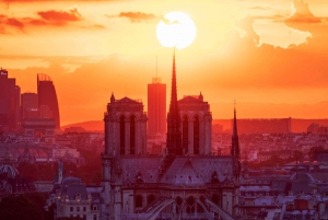 Paris: Evening River Cruise with Music