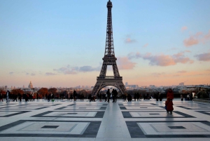 Paris: Explore the City of Light on a Magical Walking Tour