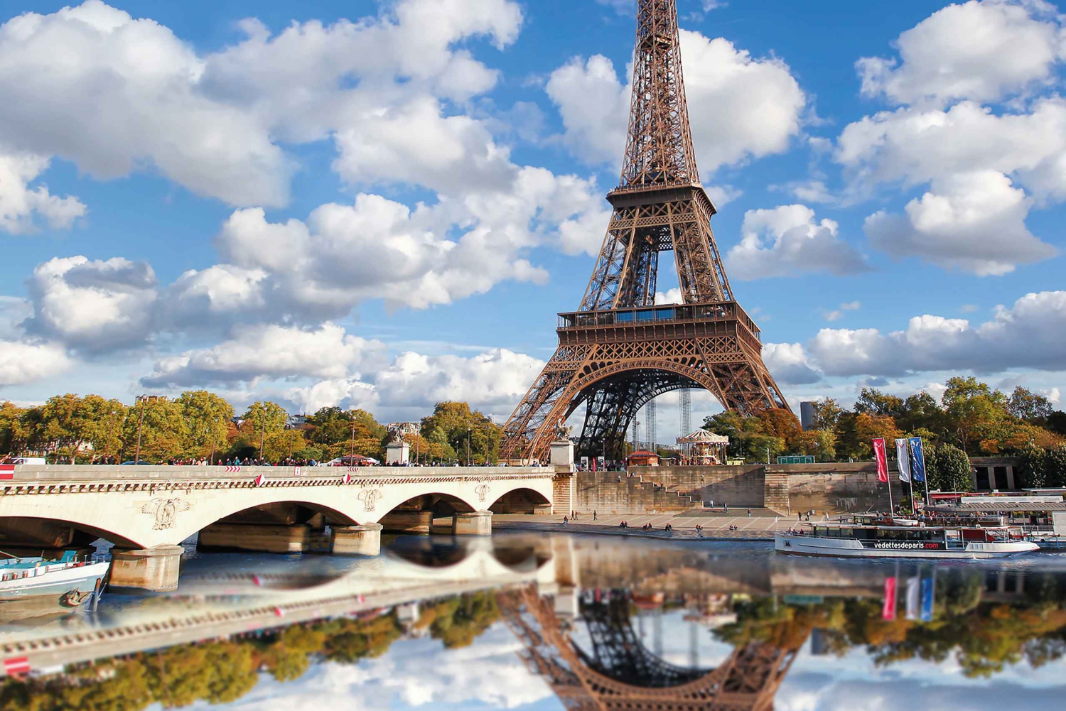 Parigi: Crociera guidata sulla Senna adatta alle famiglie