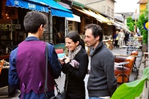 Paris: Flea Market Insider's Tour in Extra-Small Group