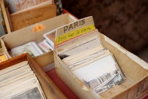 Paris: Flea Market Insider's Tour in Extra-Small Group