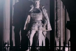 Paris: Byvandring med det franske monarkis intriger som tema