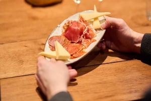 Paris: Fransk vinsmagning med sommelier