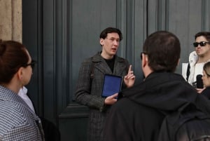 Paris: Creepy Middle Ages Walking Tour