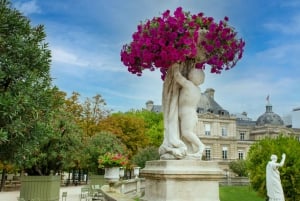 Paris: Full-Day Custom Tour with Local Guide