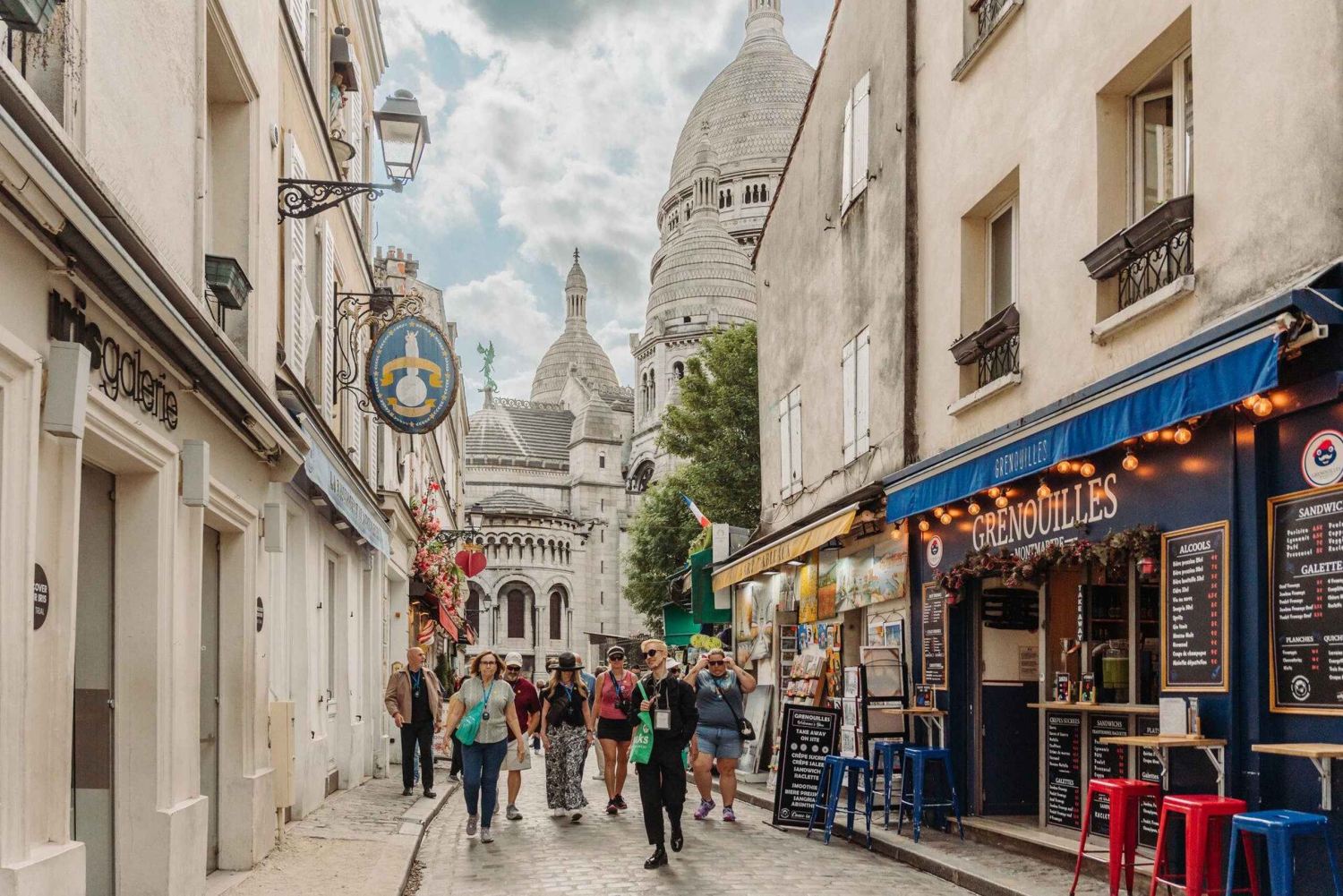 Pariisi: Eiffel-torni ja Notre Dame.