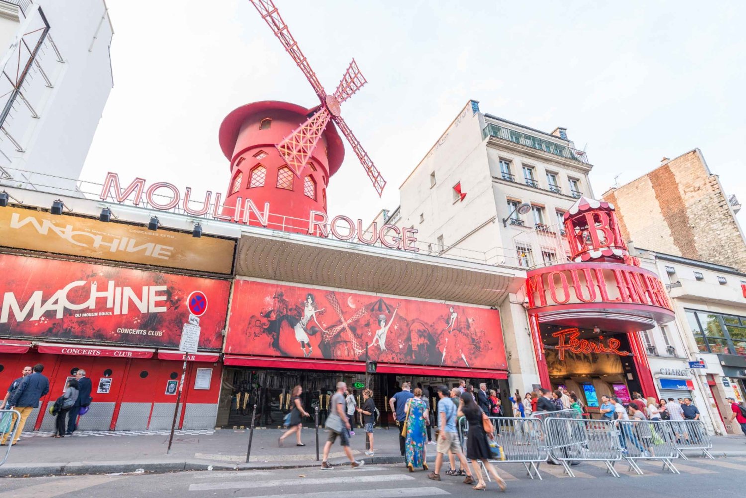 Paris: Full-Day VIP City Tour with Seine River Cruise