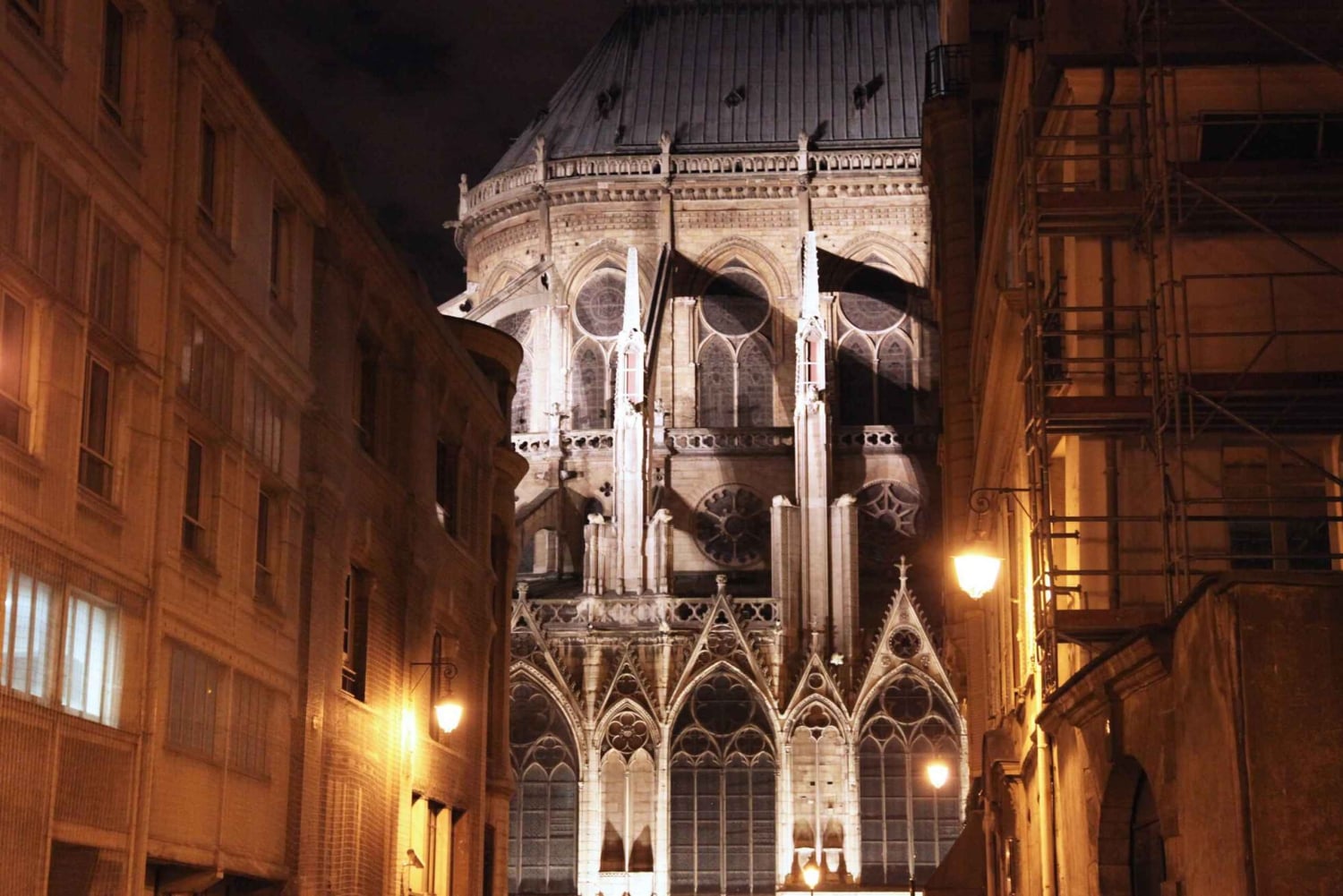 Paris: Ghosts, Legends & Mysteries Evening Walking Tour