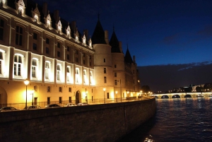 Paris: Ghosts, Legends & Mysteries Evening Walking Tour