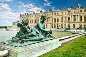 Paris: Giverny & Versailles Small Group or Private Tour